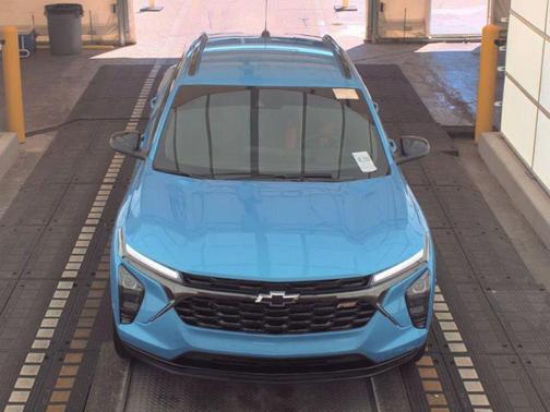 Marina Blue Metallic 2025 Chevrolet Trax FWD 2RS