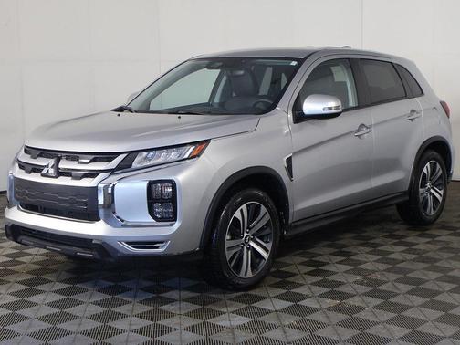 2024 Mitsubishi Outlander Sport SE