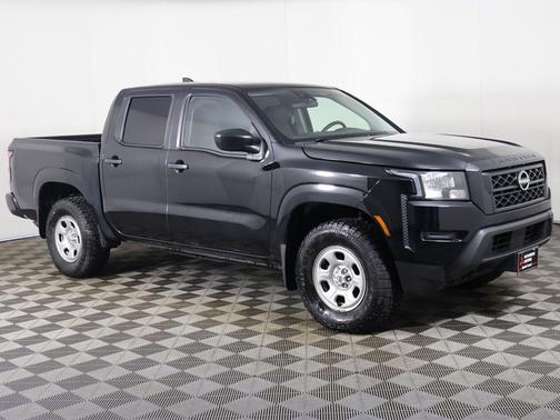 Super Black 2022 Nissan Frontier S