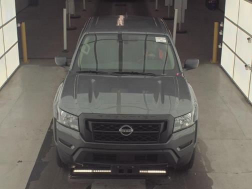 2023 Nissan Frontier S