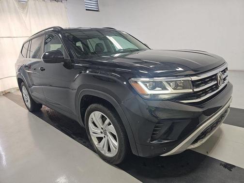 2021 Volkswagen Atlas 3.6L SE w/Technology