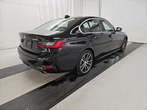 2022 BMW 330 xDrive