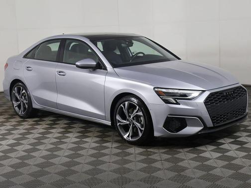 Florett Silver Metallic 2023 Audi A3 Premium