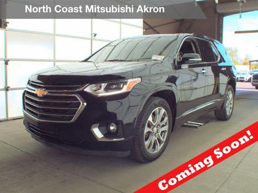 Midnight Blue Metallic 2020 Chevrolet Traverse Premier