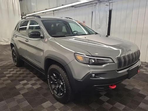 2022 Jeep Cherokee Trailhawk