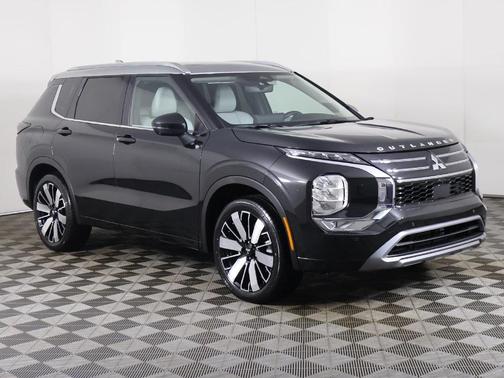 2025 Mitsubishi Outlander PLATINUM EDITION 2.5 S-AWC