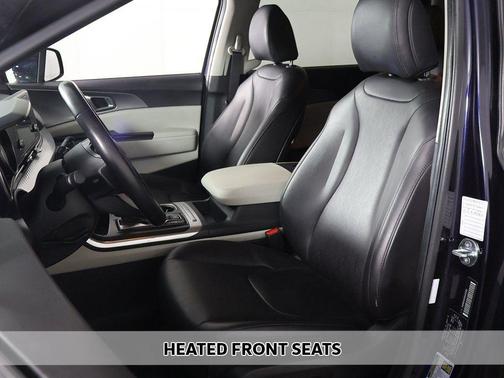 Deep Chroma Blue 2024 Kia Carnival LX