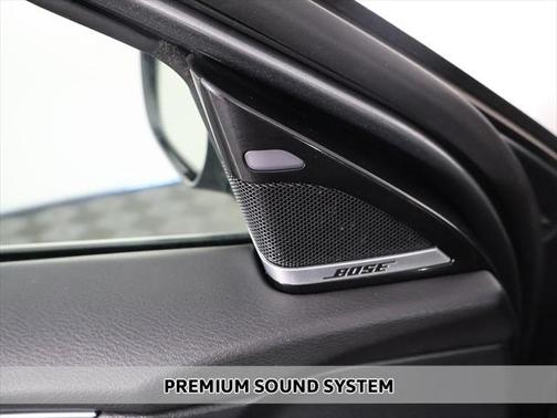 2018 INFINITI QX30 ESSENTIAL
