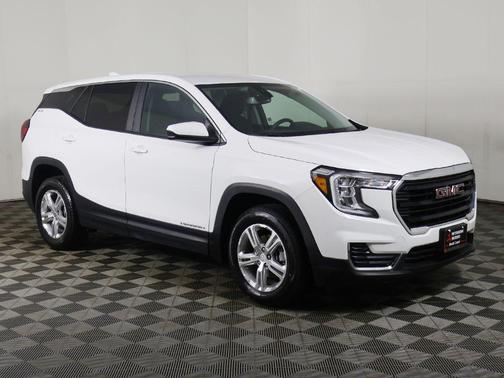 Summit White 2024 GMC Terrain SLE