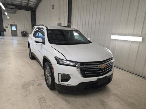 Summit White 2023 Chevrolet Traverse LT Cloth