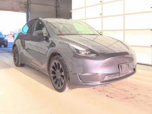 2024 Tesla Model Y Long Range Dual Motor All-Wheel Drive