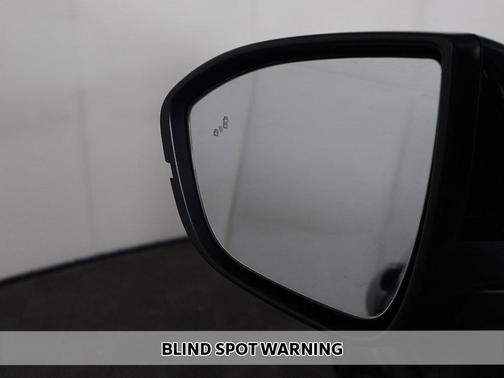 2024 Nissan Pathfinder S 4WD