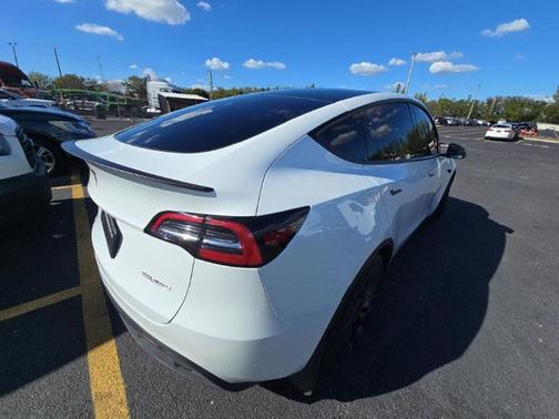 2023 Tesla Model Y Performance Dual Motor All-Wheel Drive