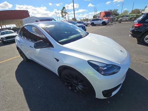 2023 Tesla Model Y Performance Dual Motor All-Wheel Drive