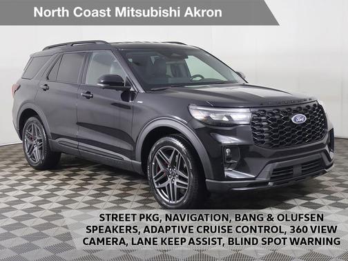 Black Metallic 2025 Ford Explorer ST-Line