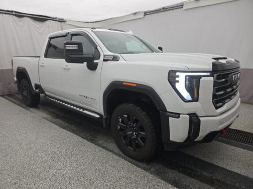 2024 GMC Sierra 2500 AT4