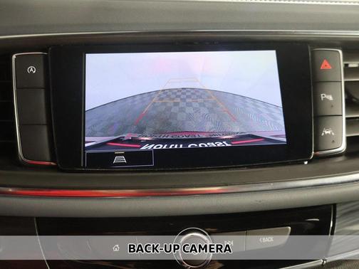 2024 Buick Enclave Essence FWD