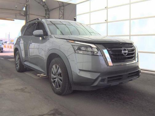2023 Nissan Pathfinder SV 4WD