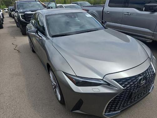 2022 Lexus IS 300 Base
