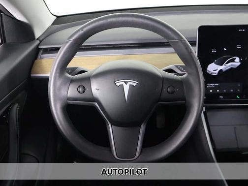 2020 Tesla Model 3 Standard Range