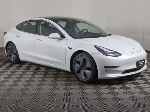 2020 Tesla Model 3 Standard Range