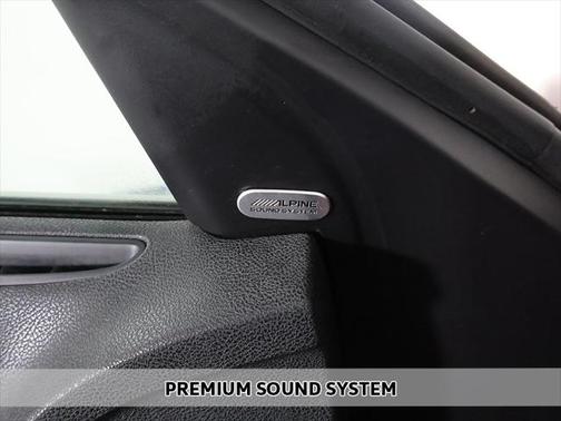 2019 Chrysler 300 S