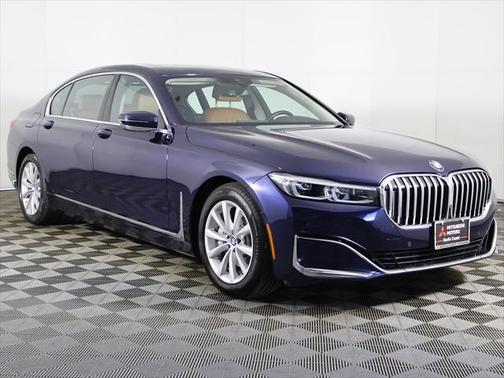 2022 BMW 740 i xDrive