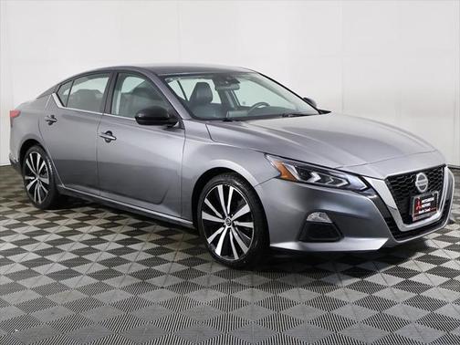 2021 Nissan Altima SR FWD