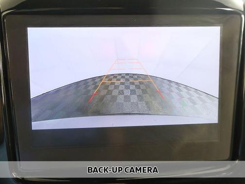 Sterling Gray Metallic 2023 Chevrolet Traverse LT Cloth
