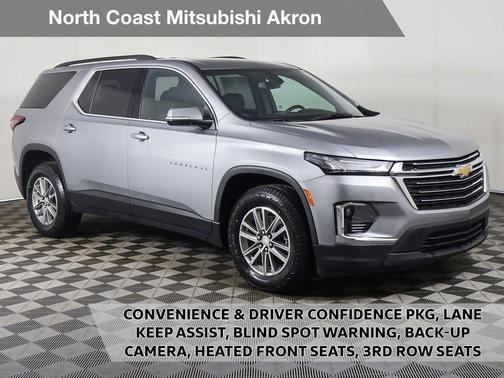 Sterling Gray Metallic 2023 Chevrolet Traverse LT Cloth