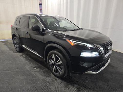Super Black 2021 Nissan Rogue Platinum