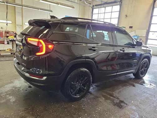 2022 GMC Terrain AT4