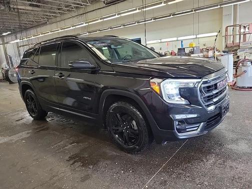 2022 GMC Terrain AT4