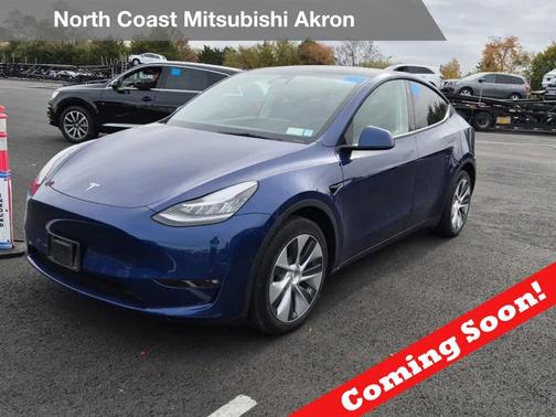 2022 Tesla Model Y Long Range Dual Motor All-Wheel Drive