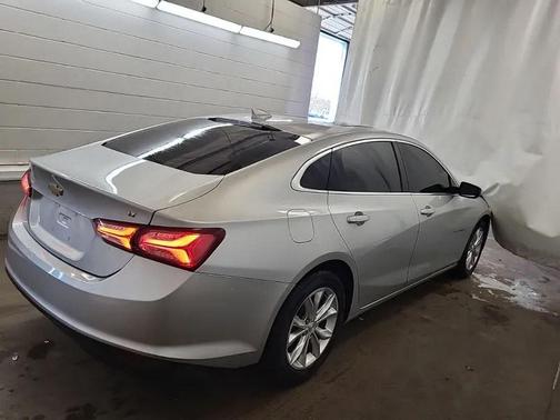 2021 Chevrolet Malibu FWD LT