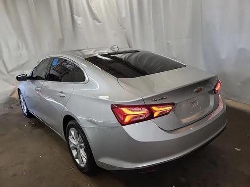 2021 Chevrolet Malibu FWD LT