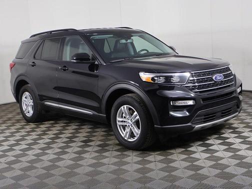 Agate Black Metallic 2023 Ford Explorer XLT