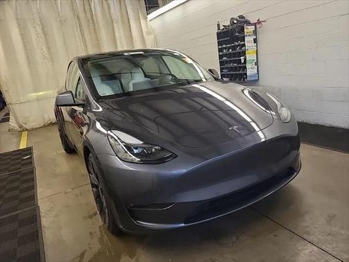2022 Tesla Model Y Performance Dual Motor All-Wheel Drive