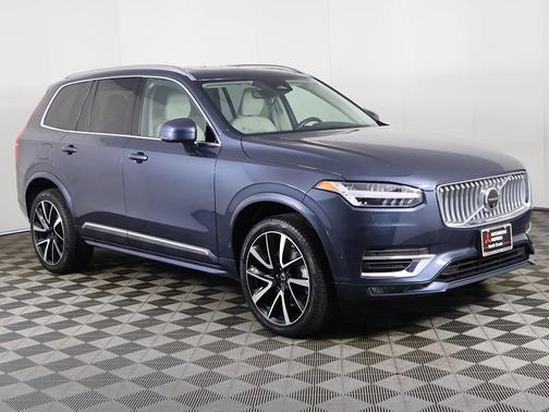 2024 Volvo XC90 B6 Plus Bright Theme 7-Seater