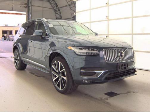 2024 Volvo XC90 B6 Plus Bright Theme 7-Seater