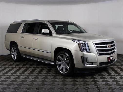 2017 Cadillac Escalade ESV Luxury