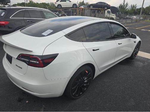 2023 Tesla Model 3 Performance