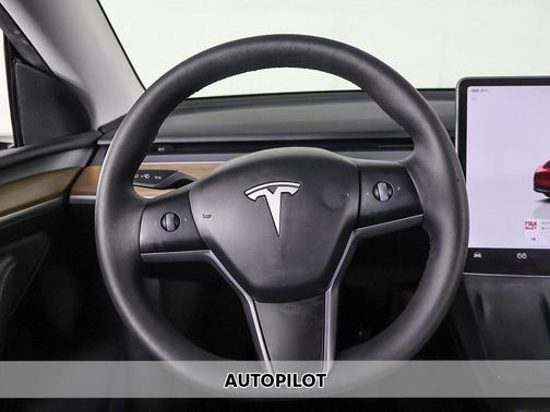 2024 Tesla Model Y Long Range Dual Motor All-Wheel Drive