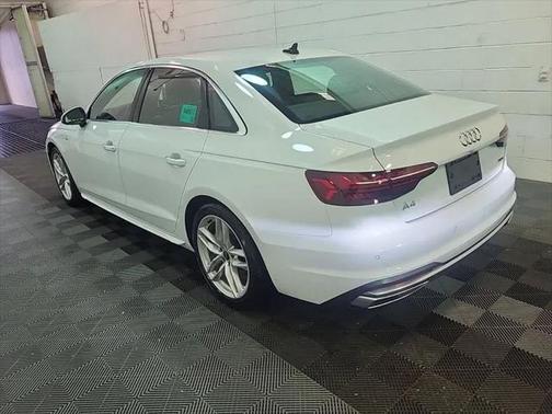 2024 Audi A4 45 S line Premium Plus