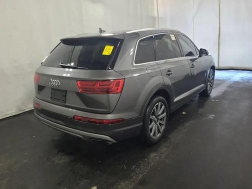2019 Audi Q7 45 Premium Plus