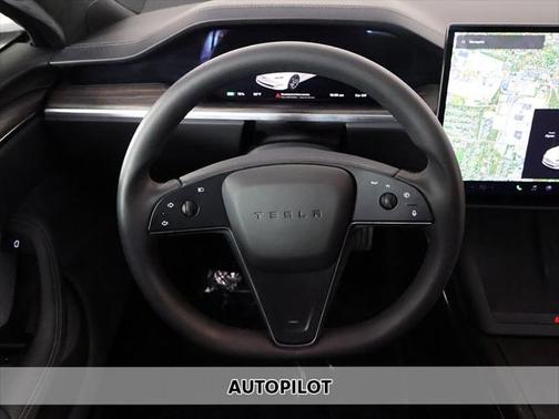 2022 Tesla Model S Base