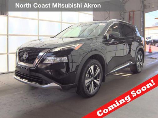 Super Black 2023 Nissan Rogue Platinum