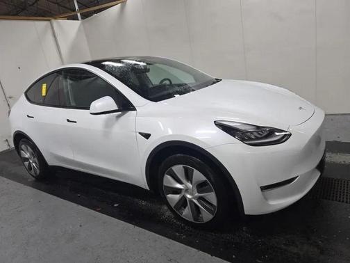 2023 Tesla Model Y Long Range Dual Motor All-Wheel Drive