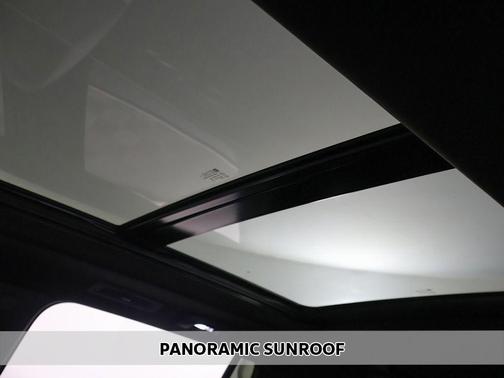 Stellar Black Metallic 2024 Cadillac XT6 Luxury AWD