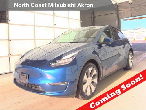 2022 Tesla Model Y Long Range Dual Motor All-Wheel Drive